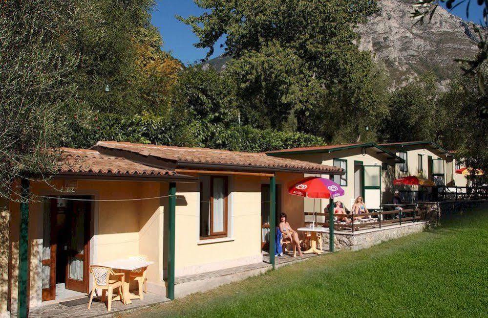 Campeggio Garda Hotell Limone sul Garda Eksteriør bilde